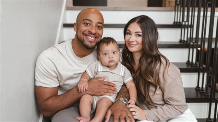 AJ Dillion's Bio, Age, Net Worth, Salary, Contract, Earnings, Girlfriend, Wife, Children, NFL Draft and Stats