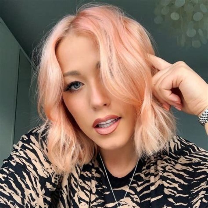 Amelia Lily Height, Weight, Age, Body Statistics