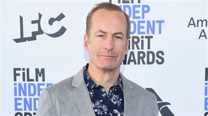 Bob Odenkirk Needed 3 Defibrillator Shocks To Get His Pulse Back After Heart Attack