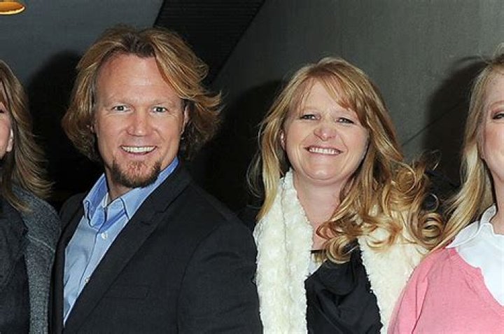 Christine Brown Cries Amidst Marriage Struggles – Hollywood Life