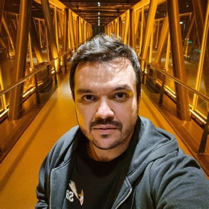 Gaules Height, Weight, Age, Body Statistics