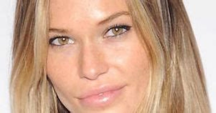 Samantha Hoopes Height, Weight, Age, Boyfriend, Family, Biography