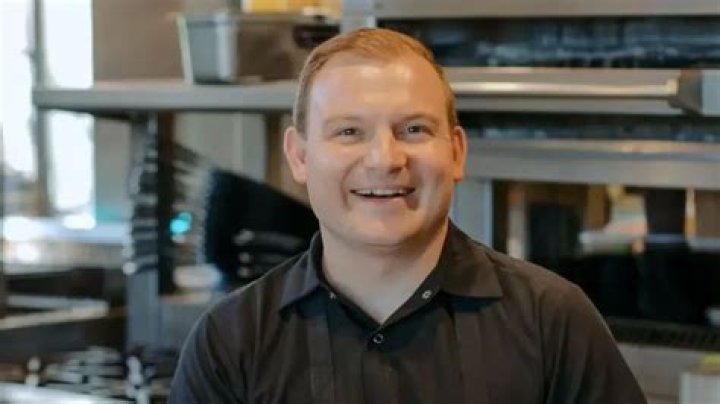 Sergei Simonov From Netflix’s Pressure Cooker; Reddit And Instagram Users Wonder If He Is Gay Or Dating Caroline Gutierrez!