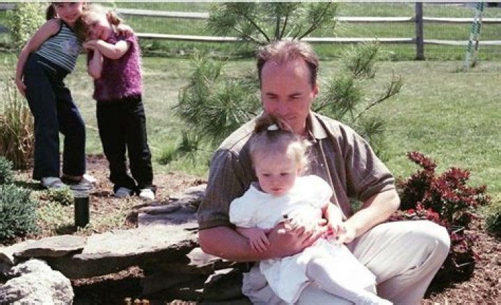 Shannon Carpenter - Bio, Age, Wiki, Facts and Family