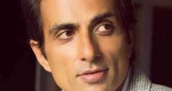 Sonu Sood Height, Weight, Age, Spouse, Children, Facts, Biography