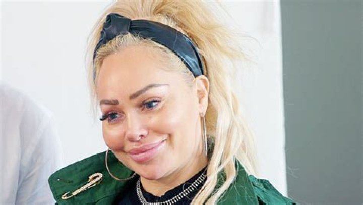 Stacey’s Jealous Over Florian’s Sexy Model – Hollywood Life