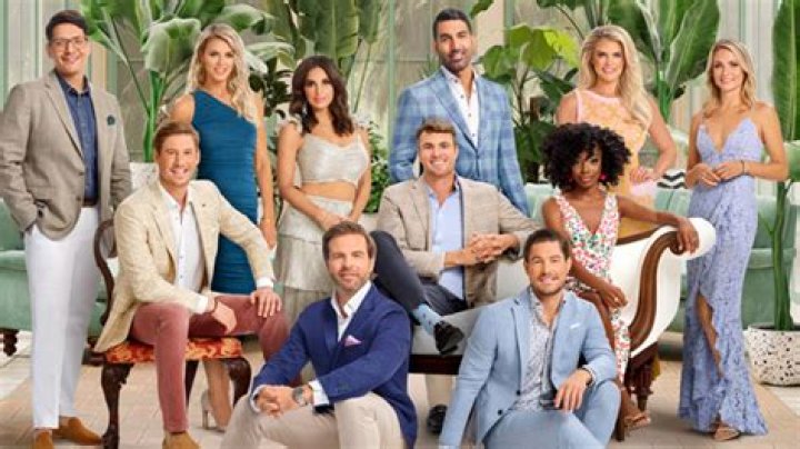 The Cast, Premiere Date, & More Updates – Hollywood Life