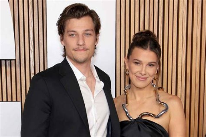 Who is Carrie Dejong-Brown Dating Now